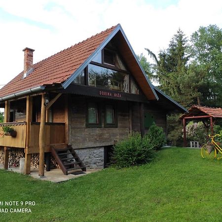 Villa Dorina Hiza Karlovac Esterno foto