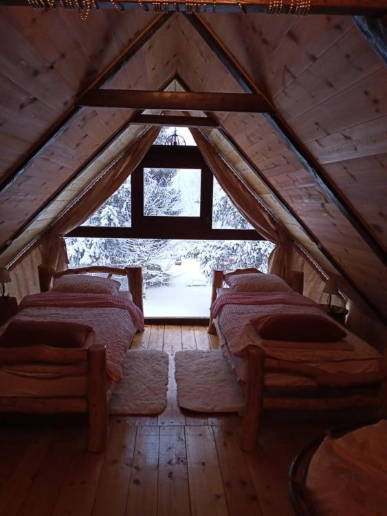 Villa Dorina Hiza Karlovac Esterno foto