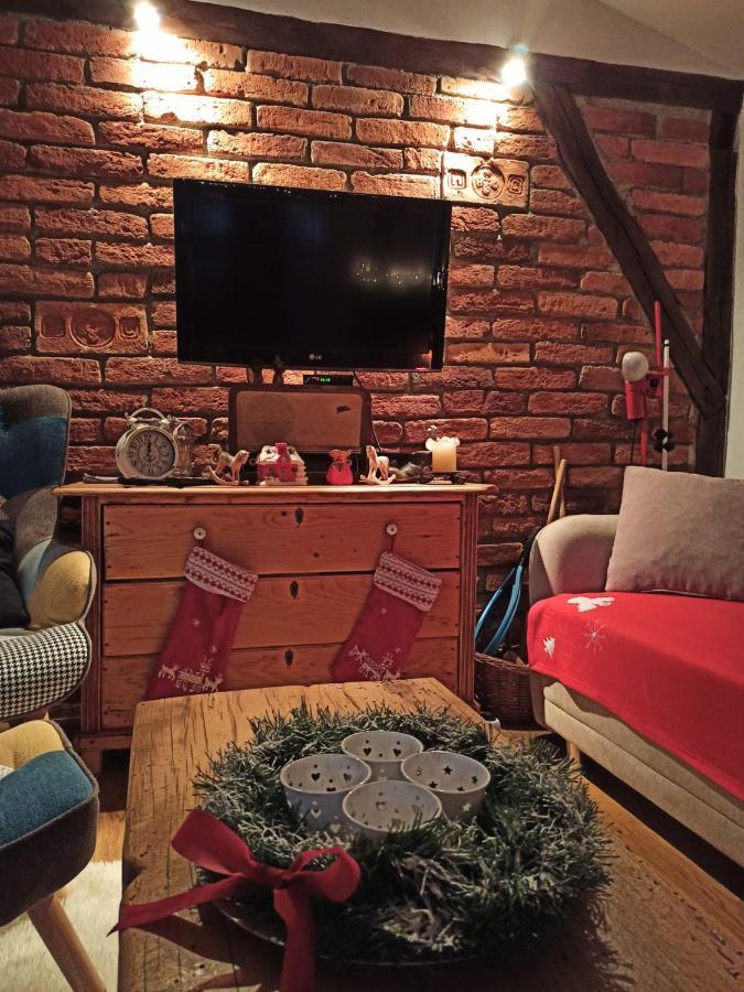 Villa Dorina Hiza Karlovac Esterno foto